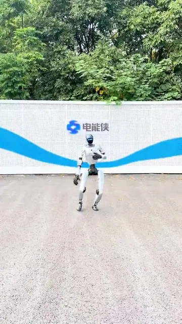 赛博舞者 1动作演示封面